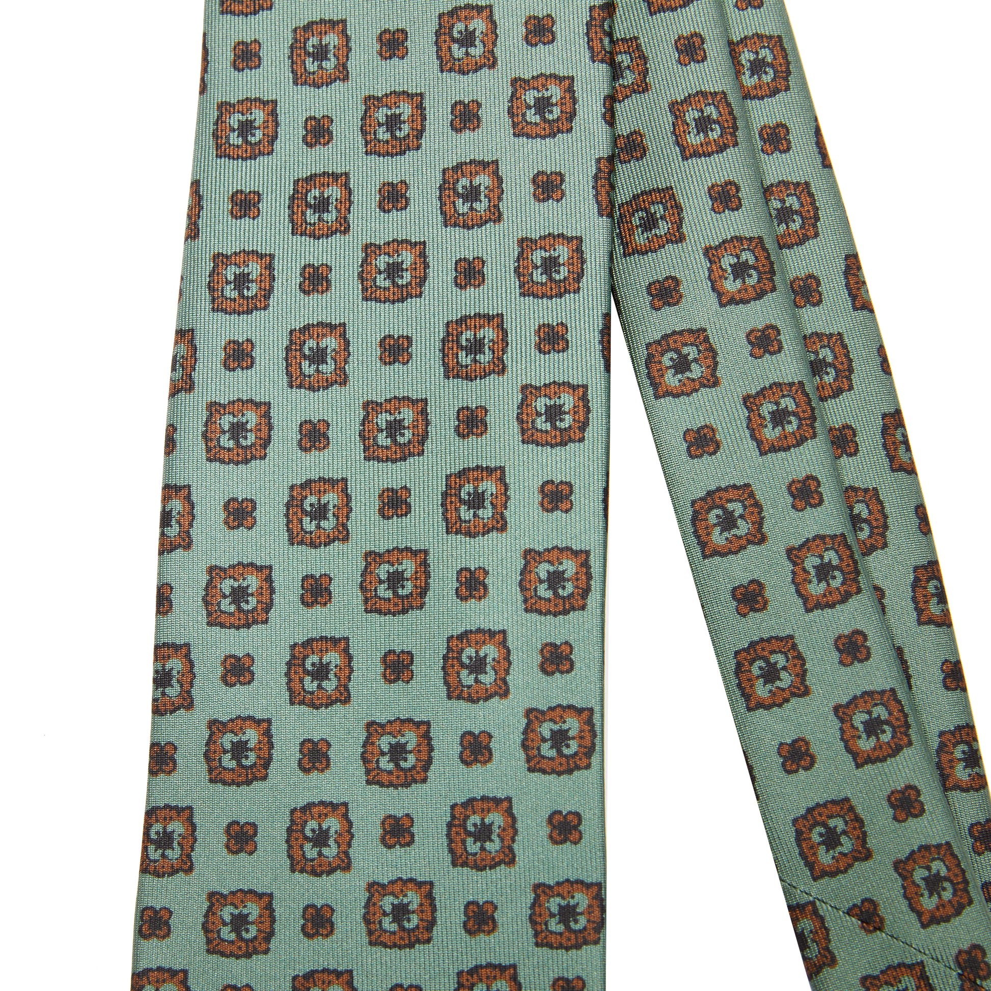Drake's Flower Medallion Silk Tie in Green