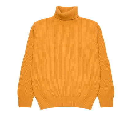 East Harbour Surplus Jean Rollneck Sweater in Ochre
