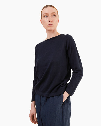 GRP Women's Casa Isaac Boat Neck Long Sleeve Top in Blue