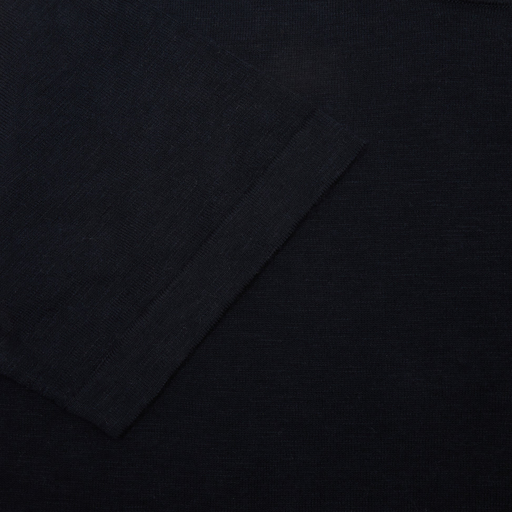 GRP Casa Isaac Short Sleeve Cotton T-shirt in Navy