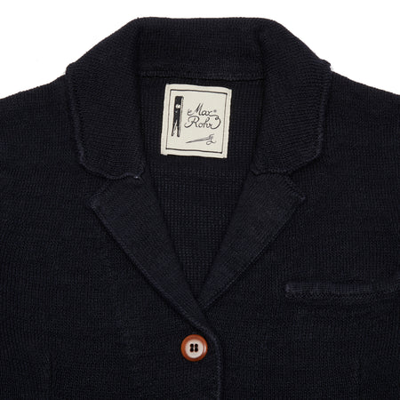This collaboration with Max Rohr aims to utilise timeless design to produce the best, most functional, and comfortable pieces that you could hope to find. Knitted jacket designed in collaboration with artist Max Rohr in 100% Linen. Full button closure with collar, chest pocket, and hip pocket. 100% Linen. Made in Italy.