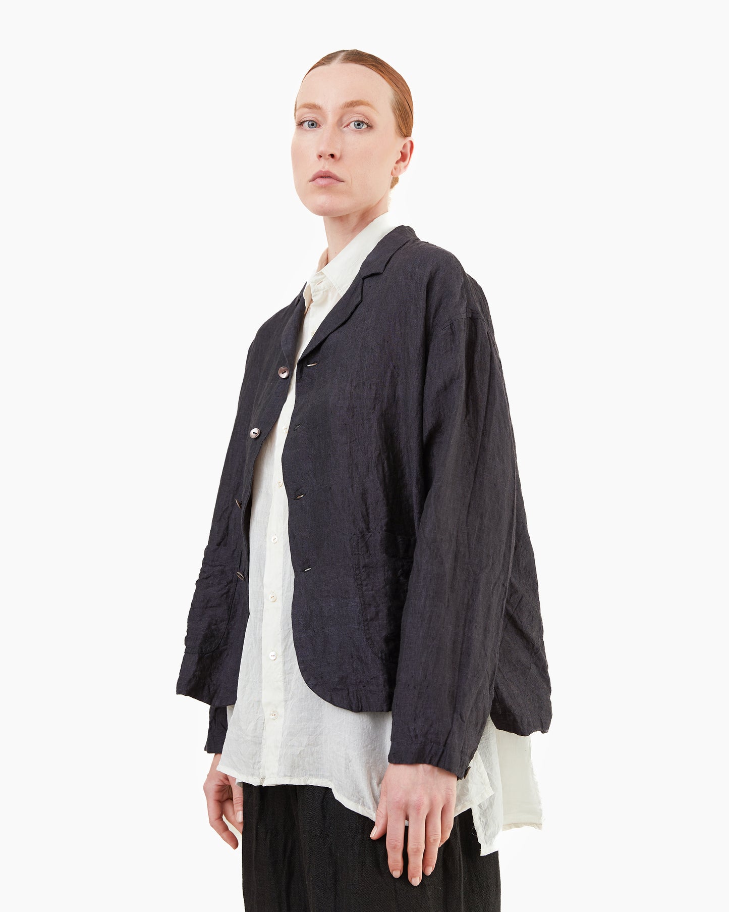 Guptiha 60's Linen Jacket in Black