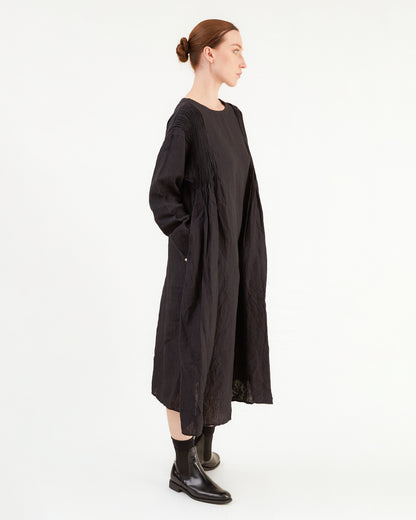 Guptiha Women's Linen Dress in Navy