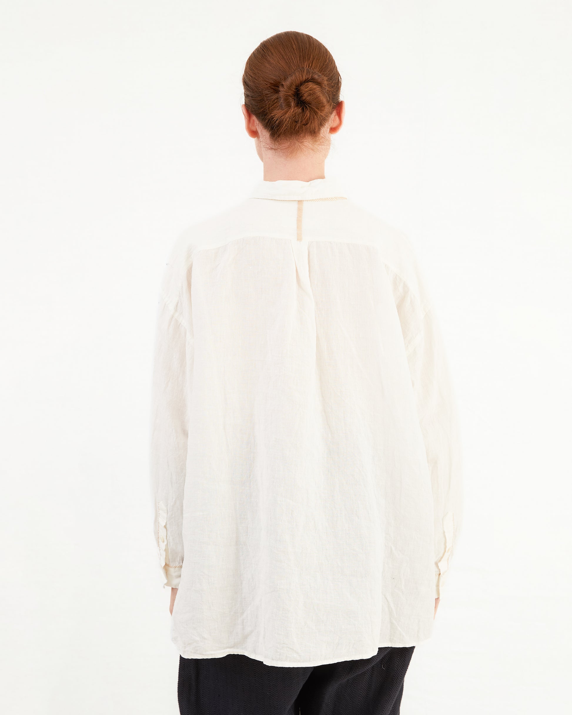 Guptiha Women's Linen Tunic Shirt in Off-White