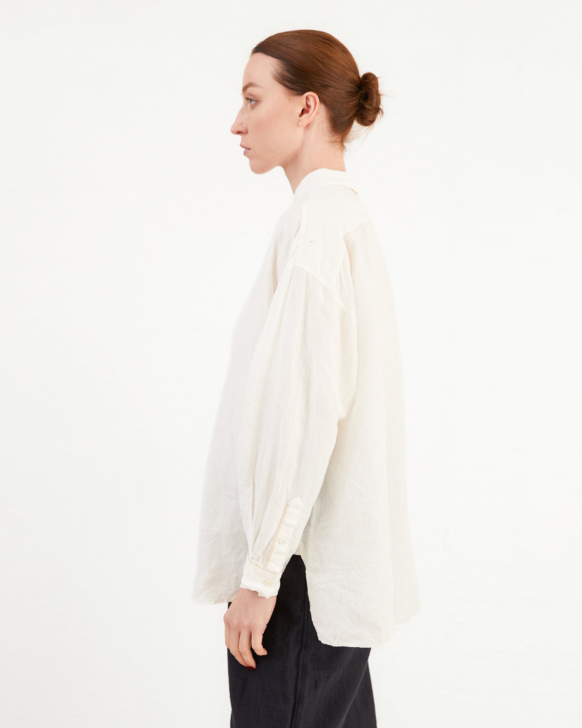 Guptiha Women's Linen Tunic Shirt in Off-White