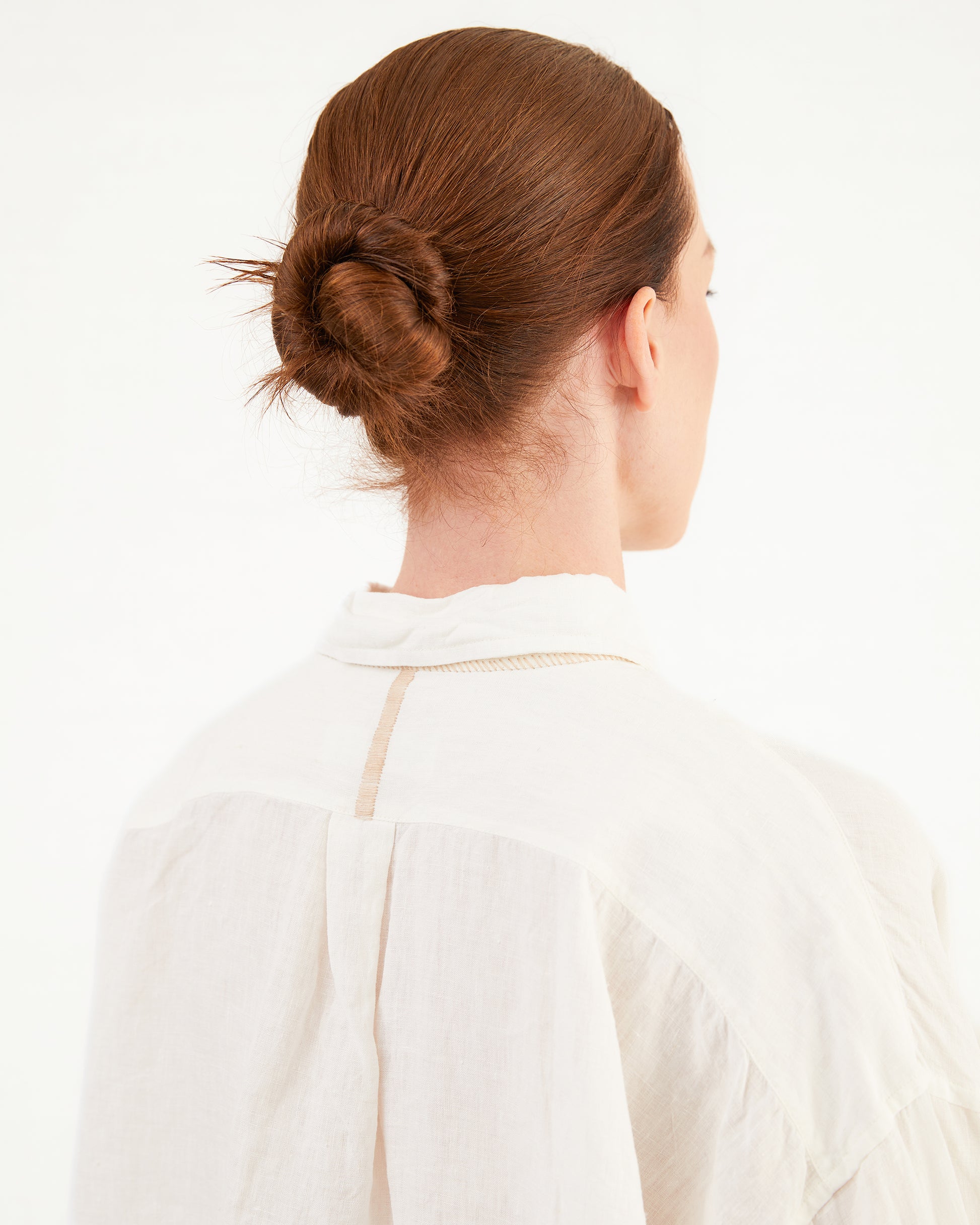 Guptiha Women's Linen Tunic Shirt in Off-White