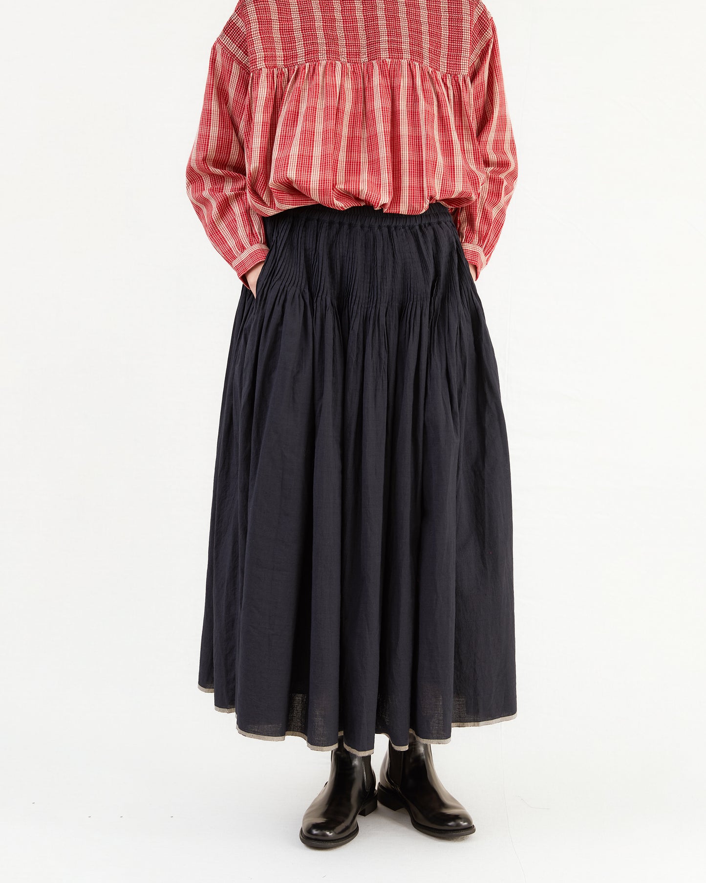 Maison De Soil Flared Pintuck Skirt in Black/Beige