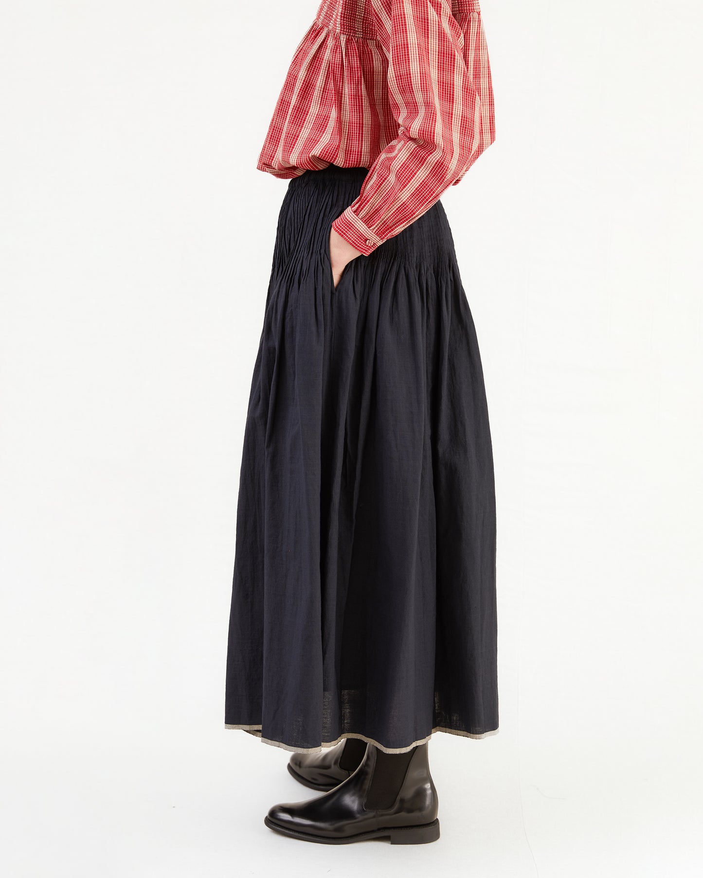 Maison De Soil Flared Pintuck Skirt in Black/Beige
