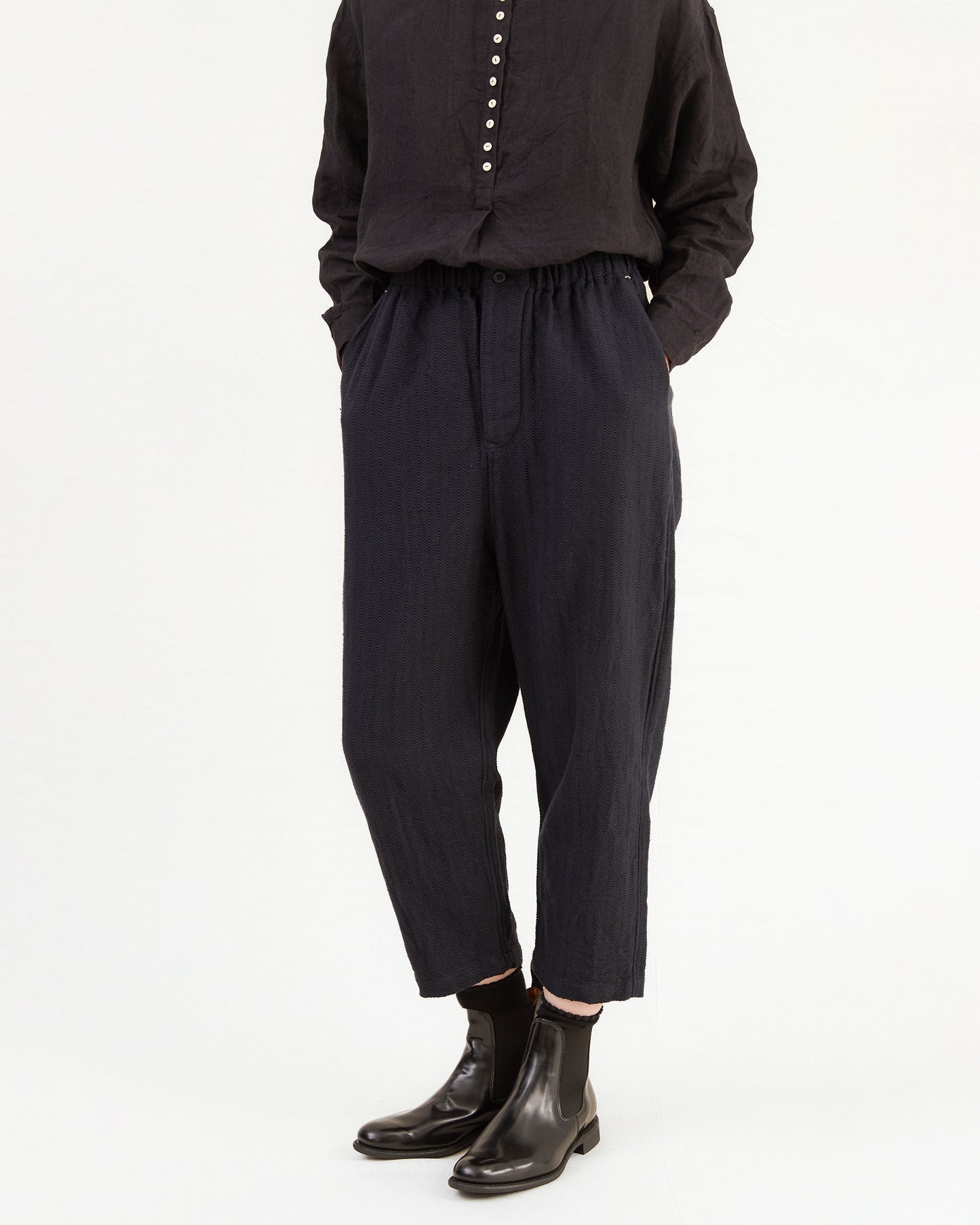 Guptiha Women's Cotton Trouser in Black