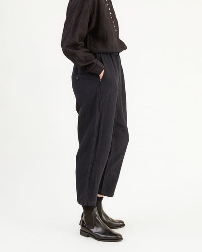 Guptiha Women's Cotton Trouser in Black