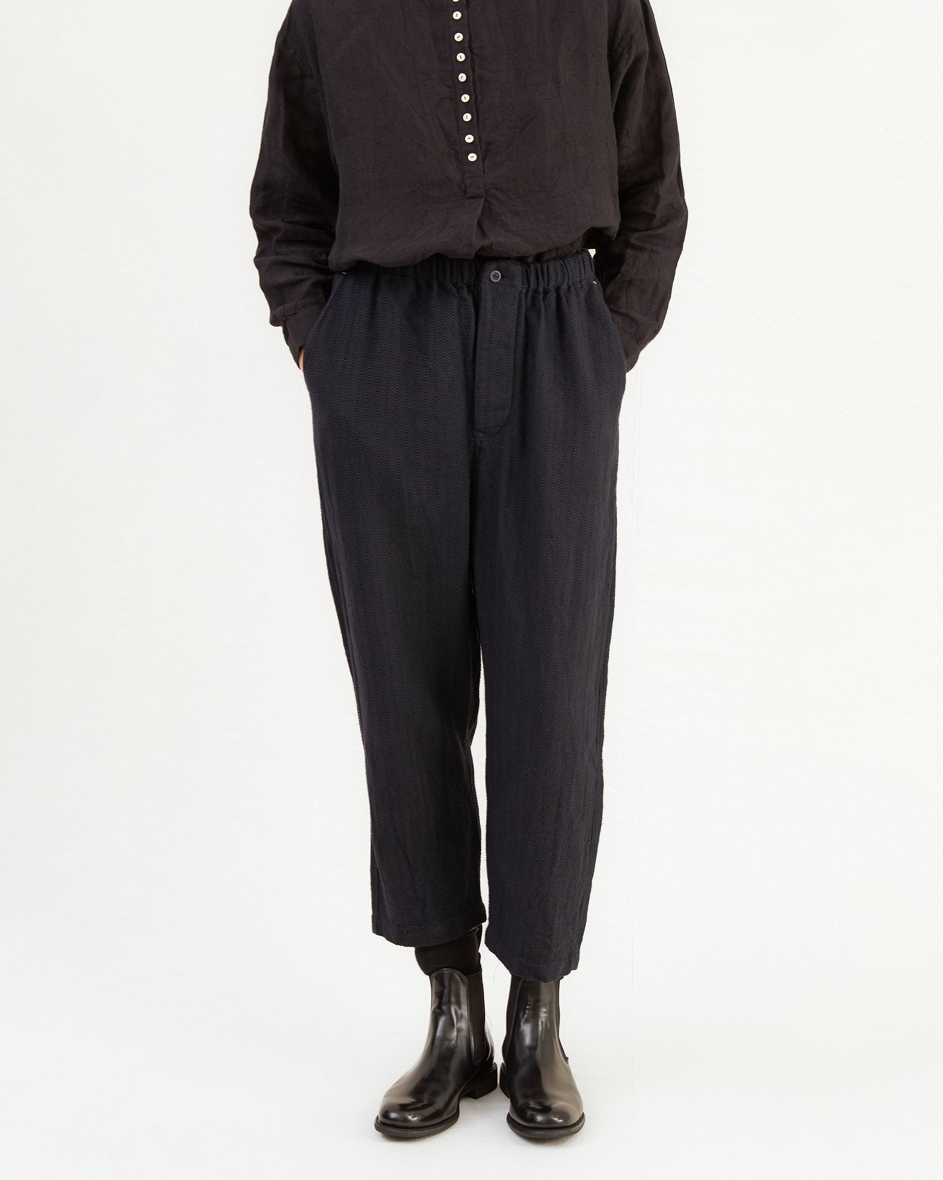 Guptiha Women's Cotton Trouser in Black