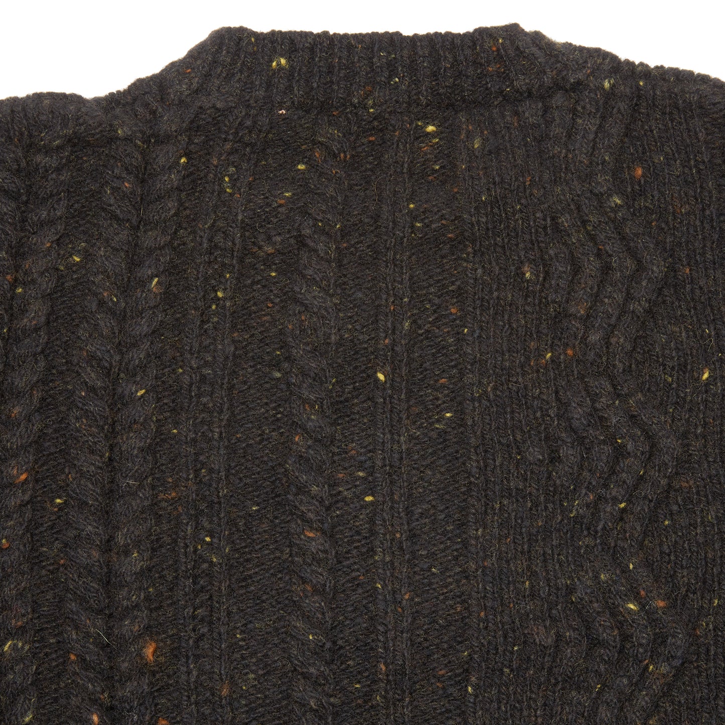 Inis Meáin Cashmere/Merino Ridges Aran Jumper in Natural Black Fleck