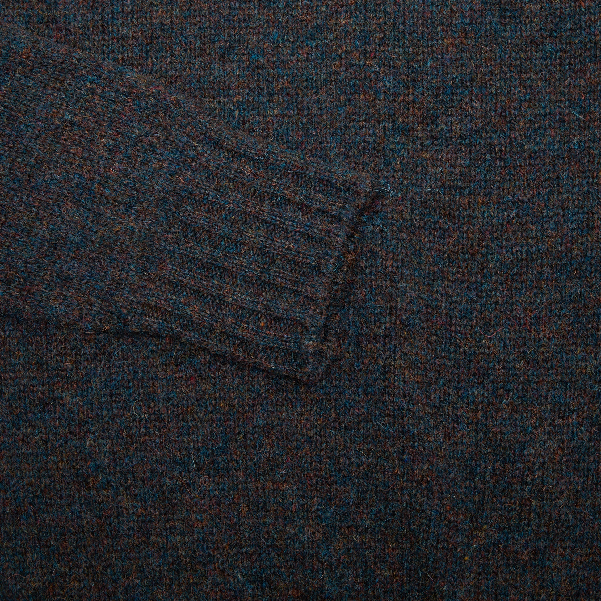 Jamieson's Shetland Jumper in Rosewood