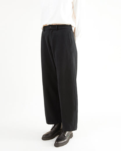 Labo.Art Women's Bum Mel Pant in Black