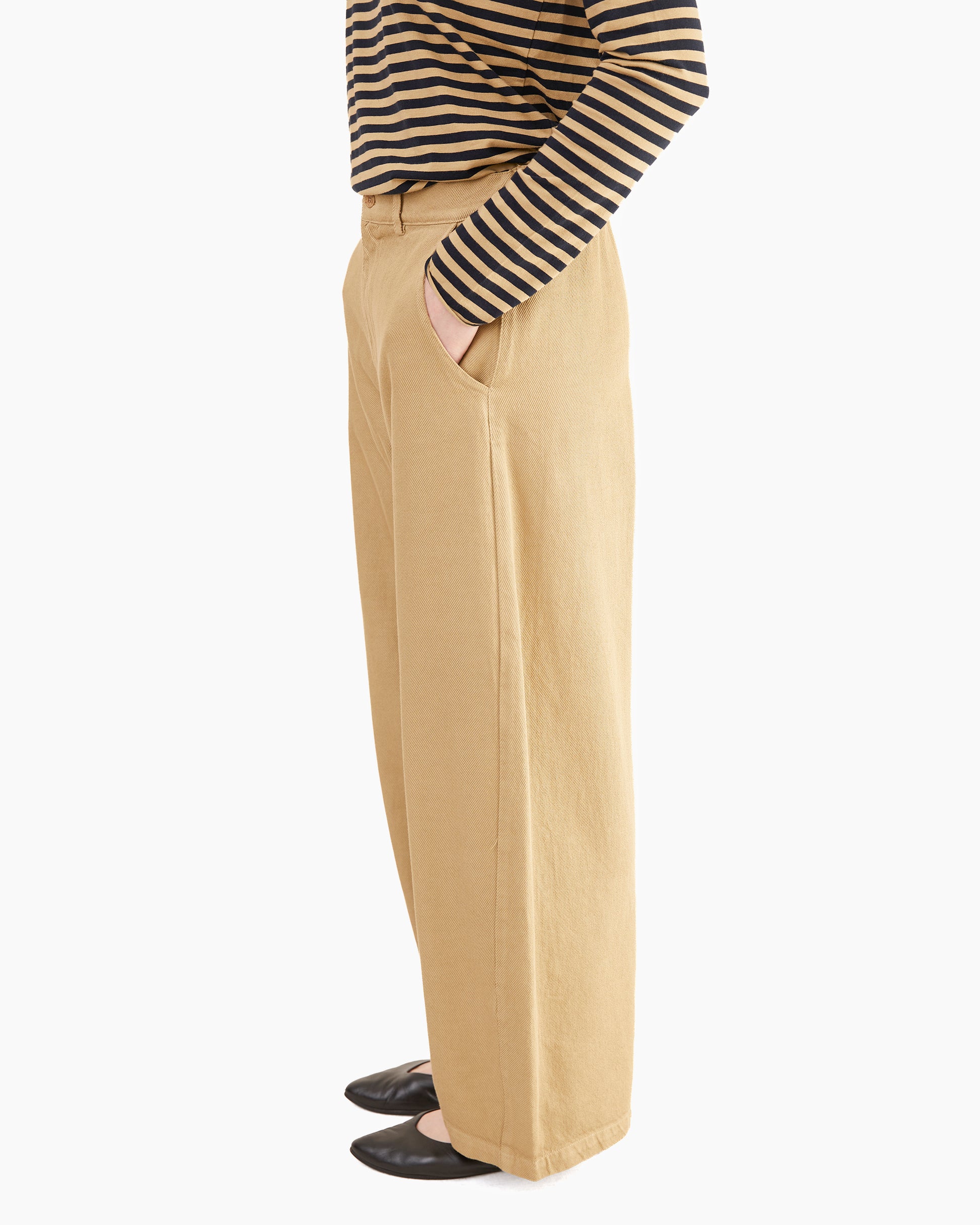Labo.Art Women's Sbam Bonnie Pant in Fennec