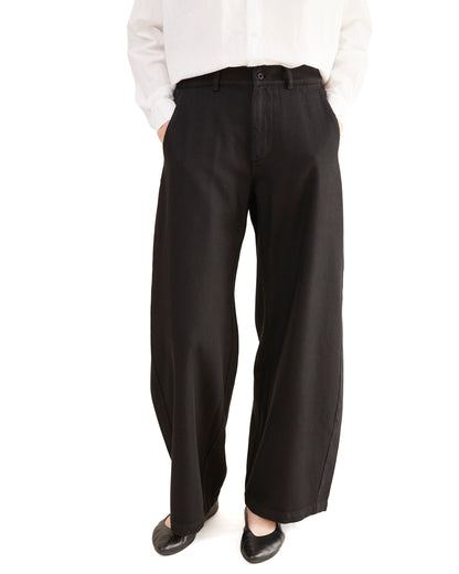Labo.Art Women's Sbam Bonnie Pant in Black