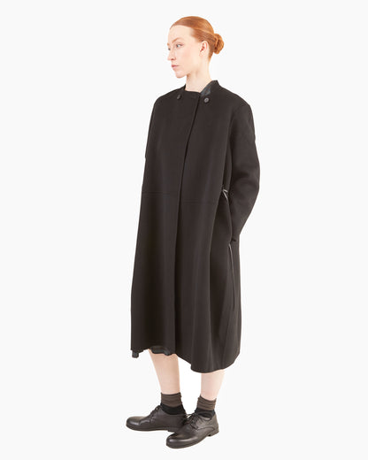 Manuelle Guibal Scah Cashmere Coat in Black