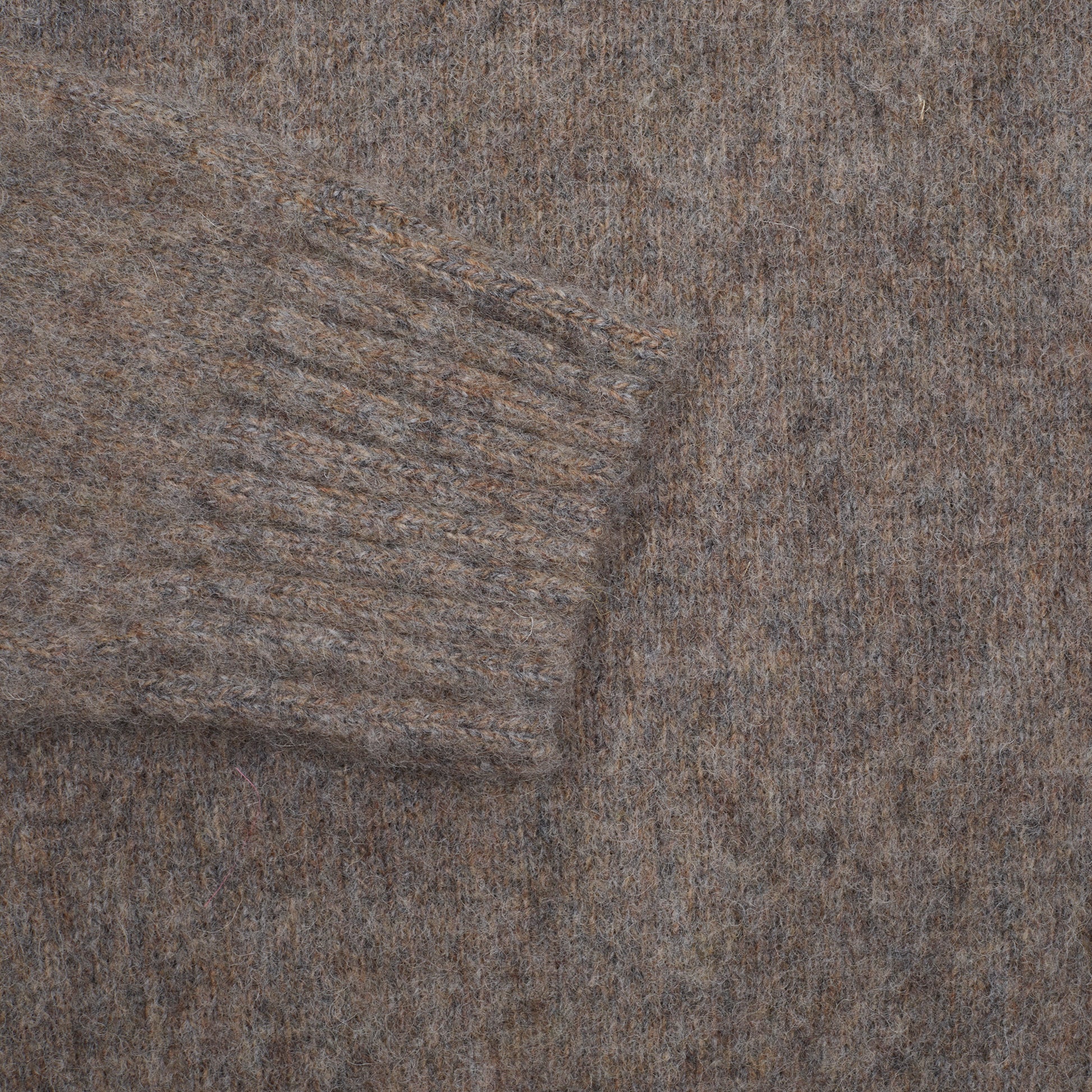 McGeorge of Scotland Supersoft Shetland Shaggy Jumper in Mushroom