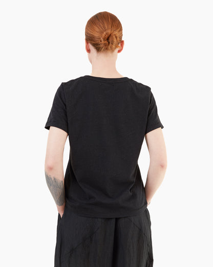 Merz b Schwanen Women's Cotton V-neck T-shirt in Deep Black