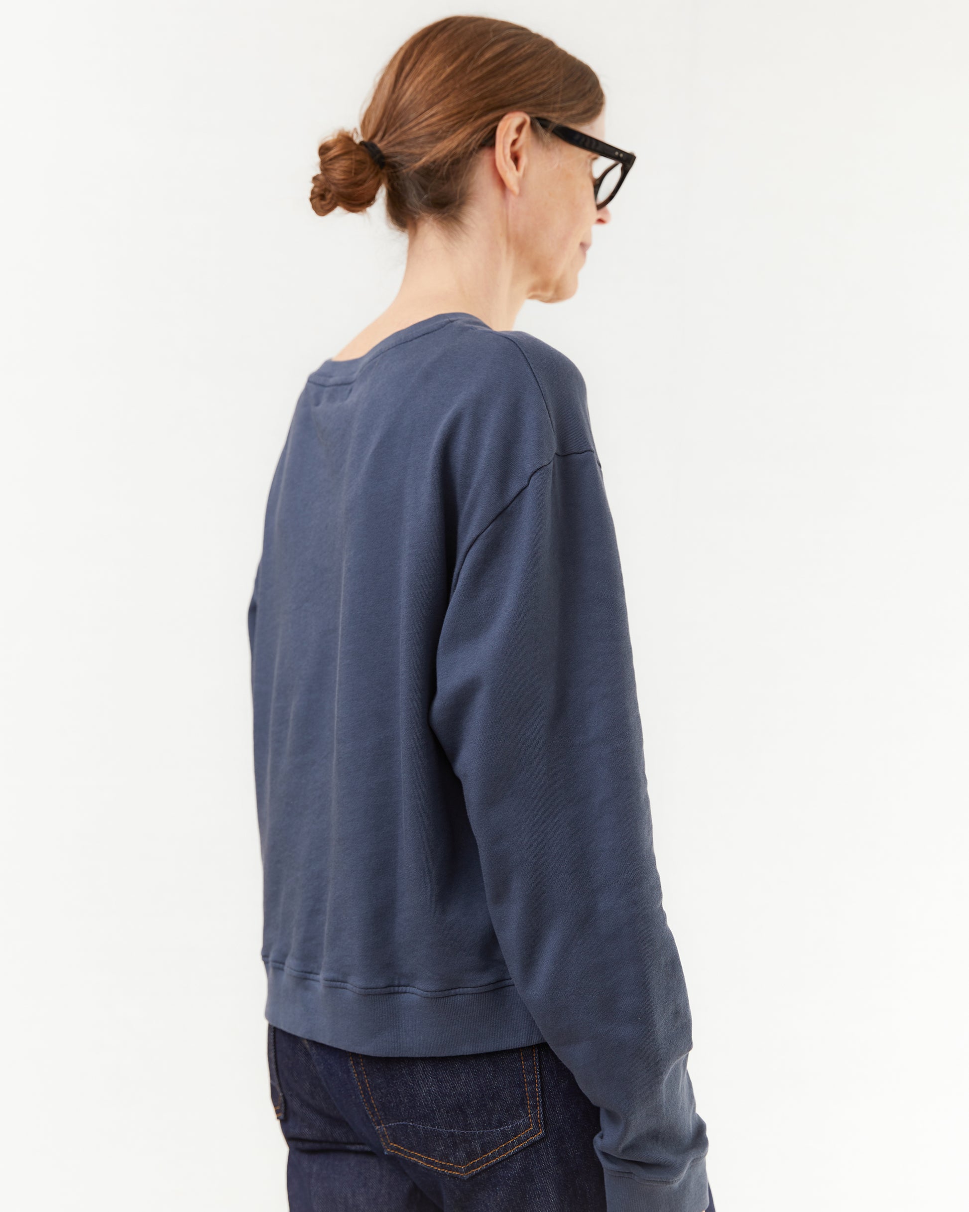 Merz b Schwanen Women's Cropped Sweatshirt in Denim Blue