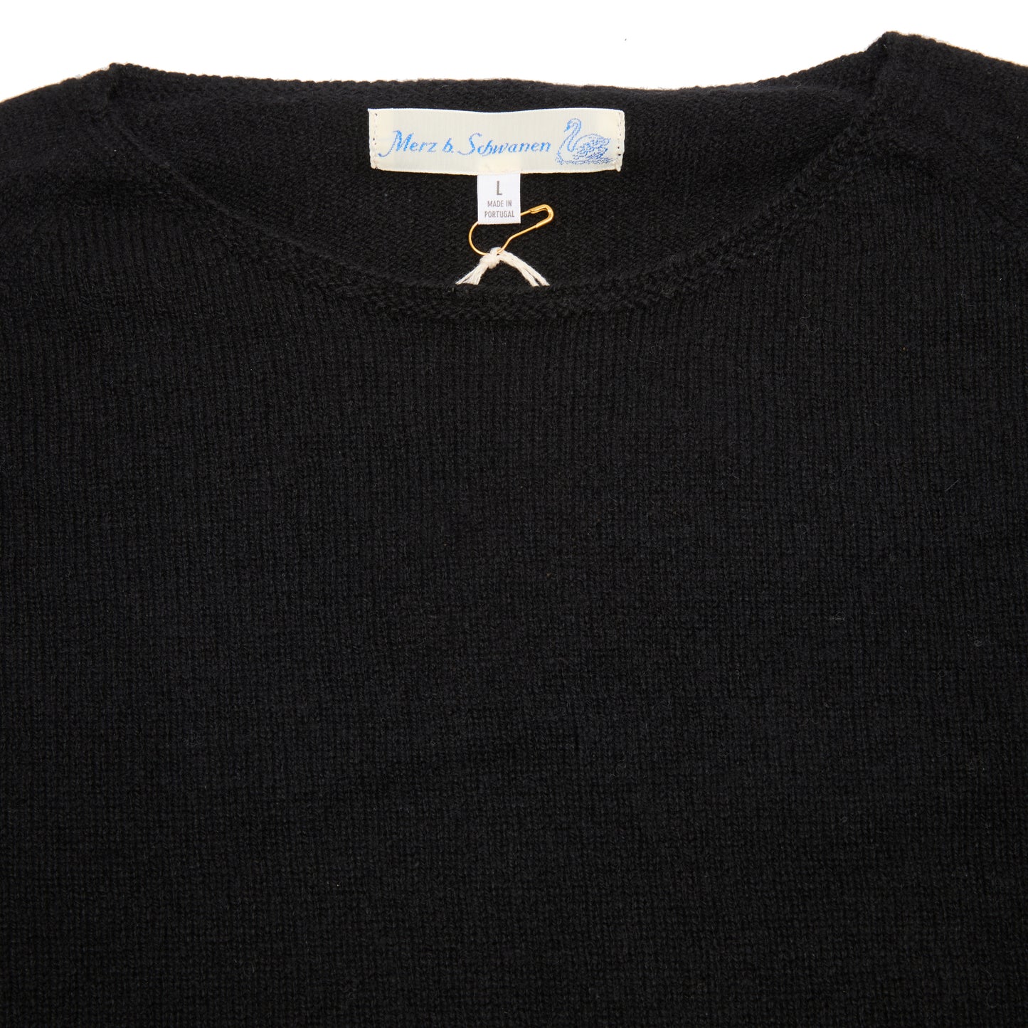 Merz b Schwanen Women's Cashmere Pullover in Deep Black