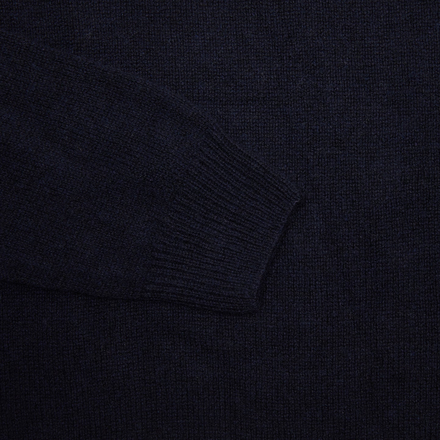 Merz b Schwanen Women's Cashmere Pullover in Dark Navy