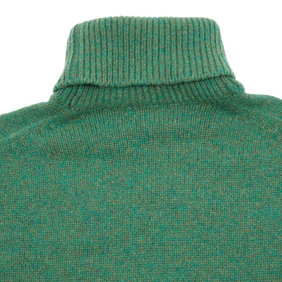 Good Basics rollneck pullover in thick soft merino cashmere blend. Relaxed fit.  8% fine cashmere / 92% merino wool.  Made in Portugal. 