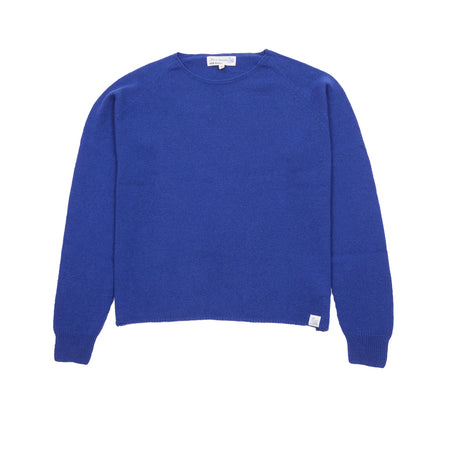 Good Basics pullover in soft wool, silk, cashmere blend. Relaxed fit.  55% virgin wool / 30% silk / 15% cashmere.  Made in Portugal.