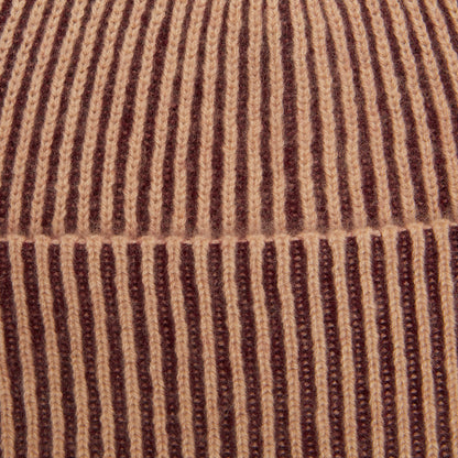 Oats & Rice Cashmere Ribbed Beanie in Wine