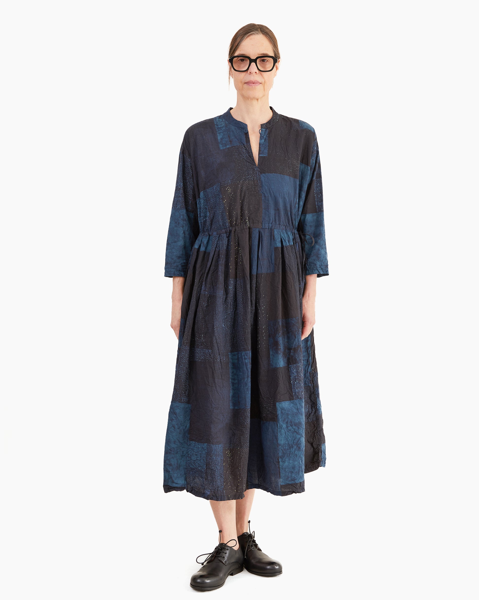 Pas de Calais Cotton Tsugihagi Print Dress in Navy