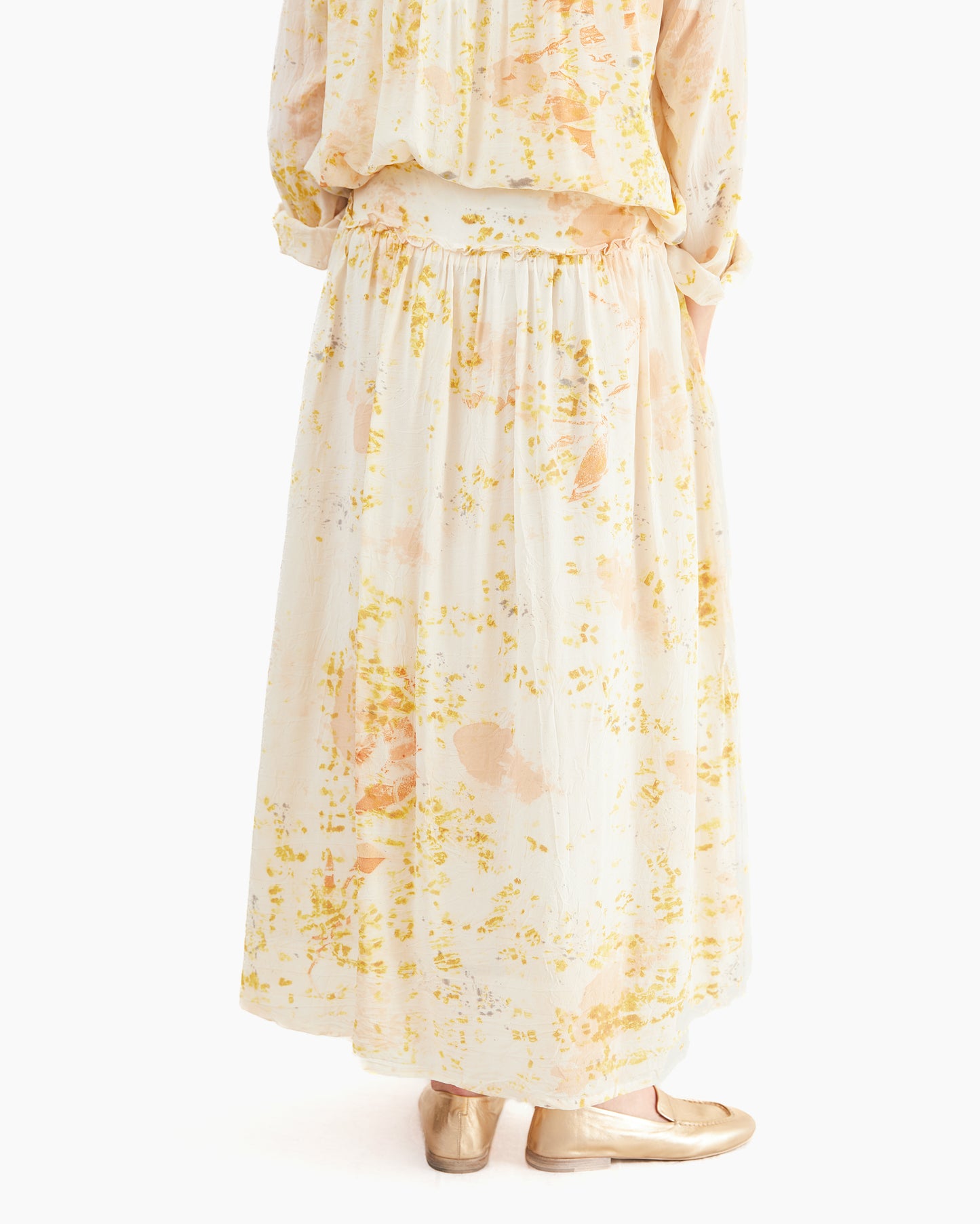 Pas de Calais Silk Crepe Bundle Dye Skirt in Ivory