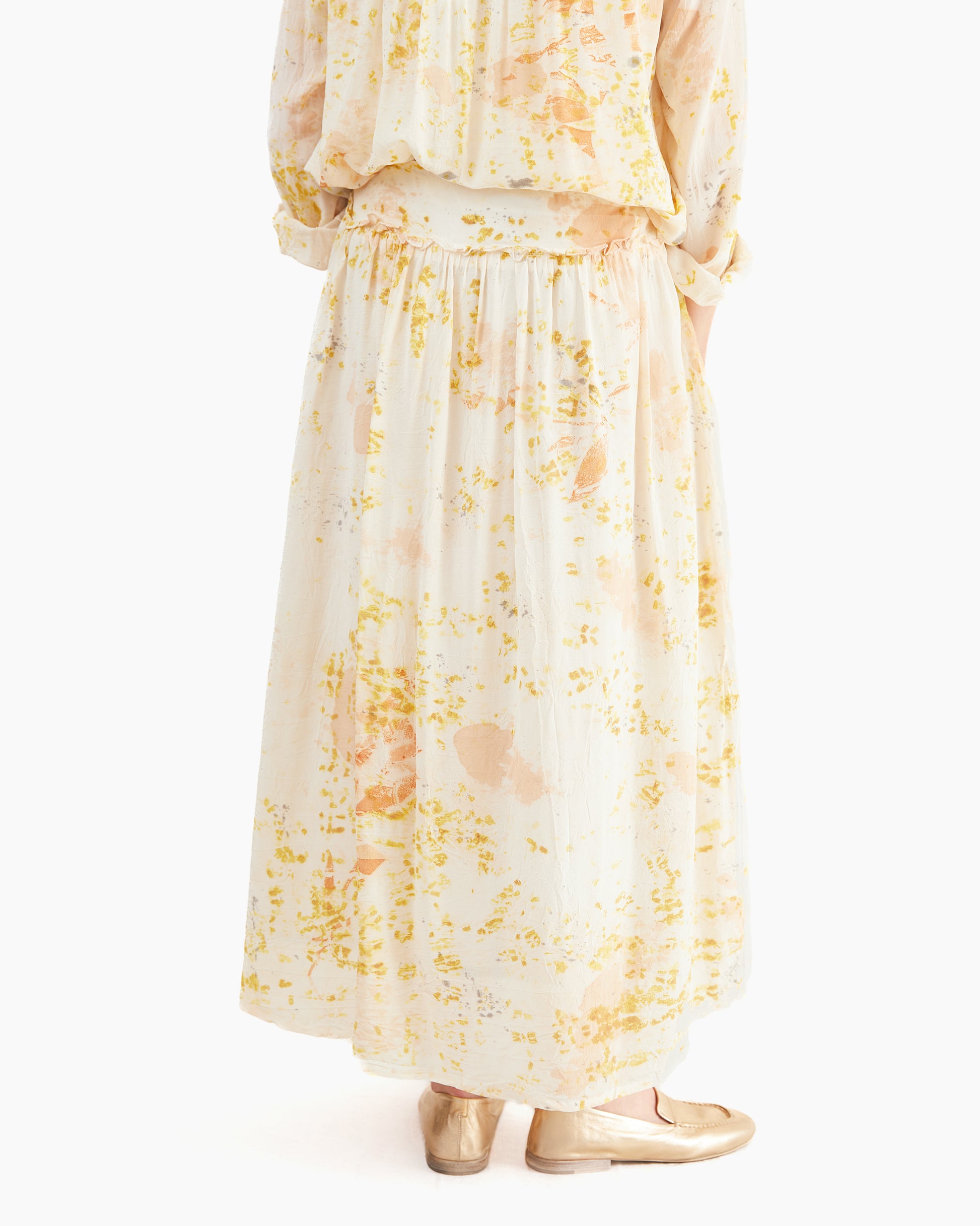 Pas de Calais Silk Crepe Bundle Dye Skirt in Ivory