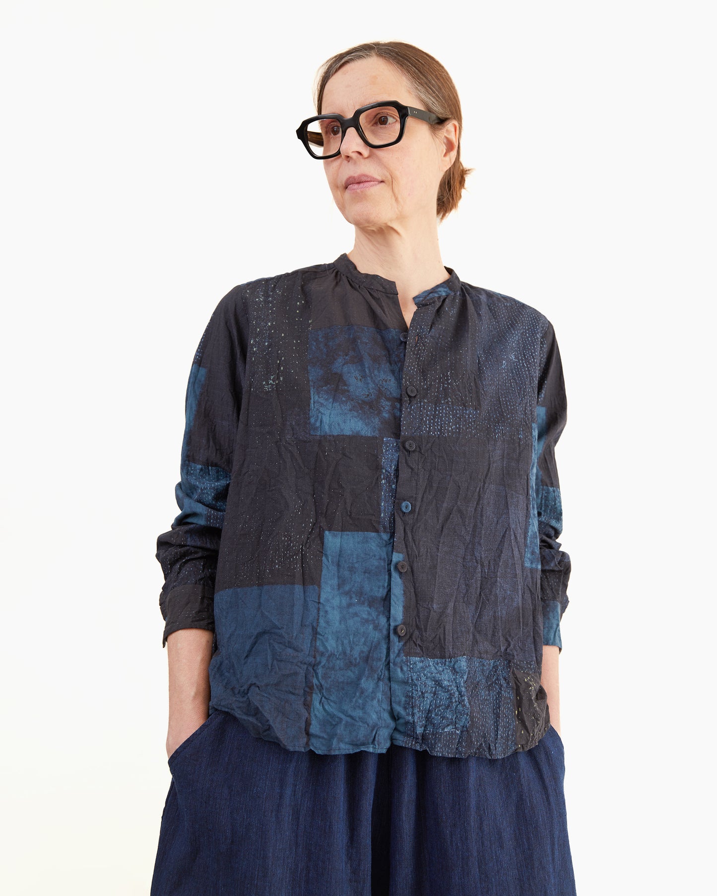 Pas de Calais Tsugihagi Print Blouse in Navy