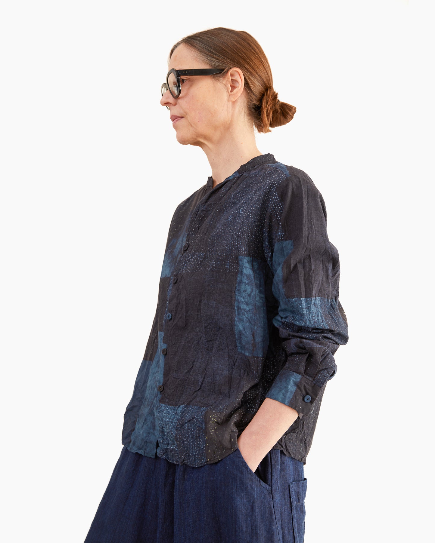 Pas de Calais Tsugihagi Print Blouse in Navy