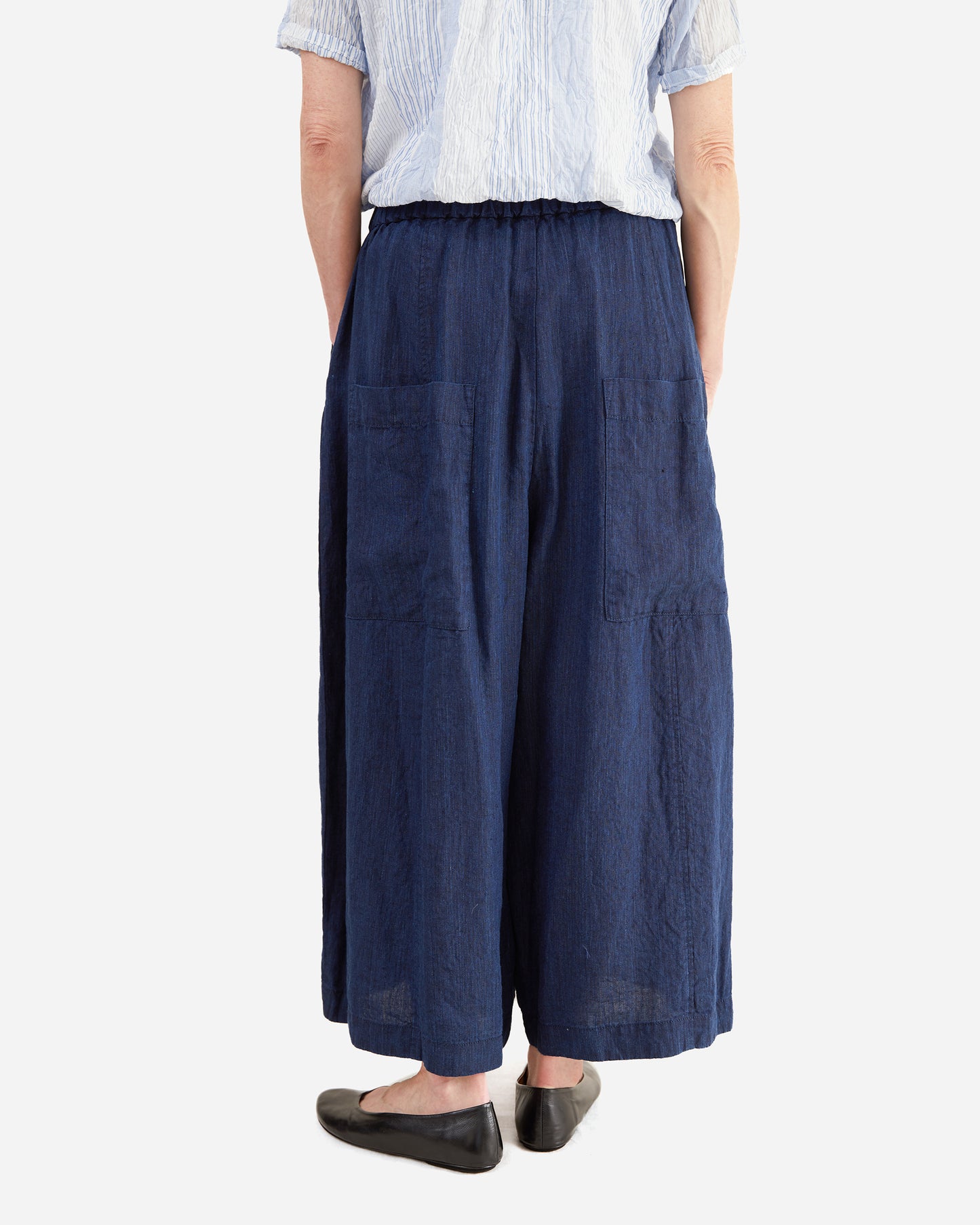 Pas de Calais Yarn Dye Oxford Relaxed Pants in Indigo