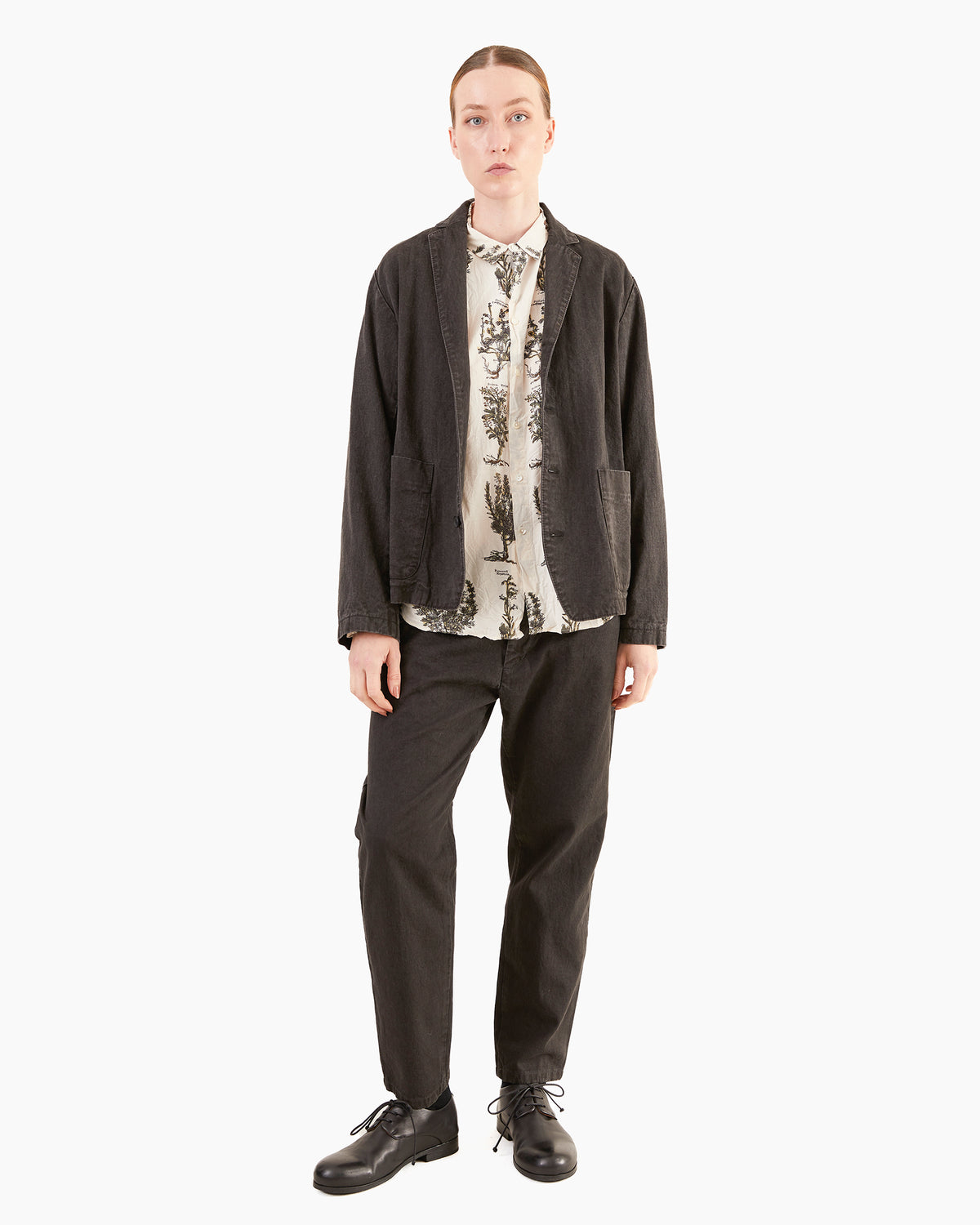Pas de Calais Organic Cotton/Linen Twill Loose Slim Pants in Black