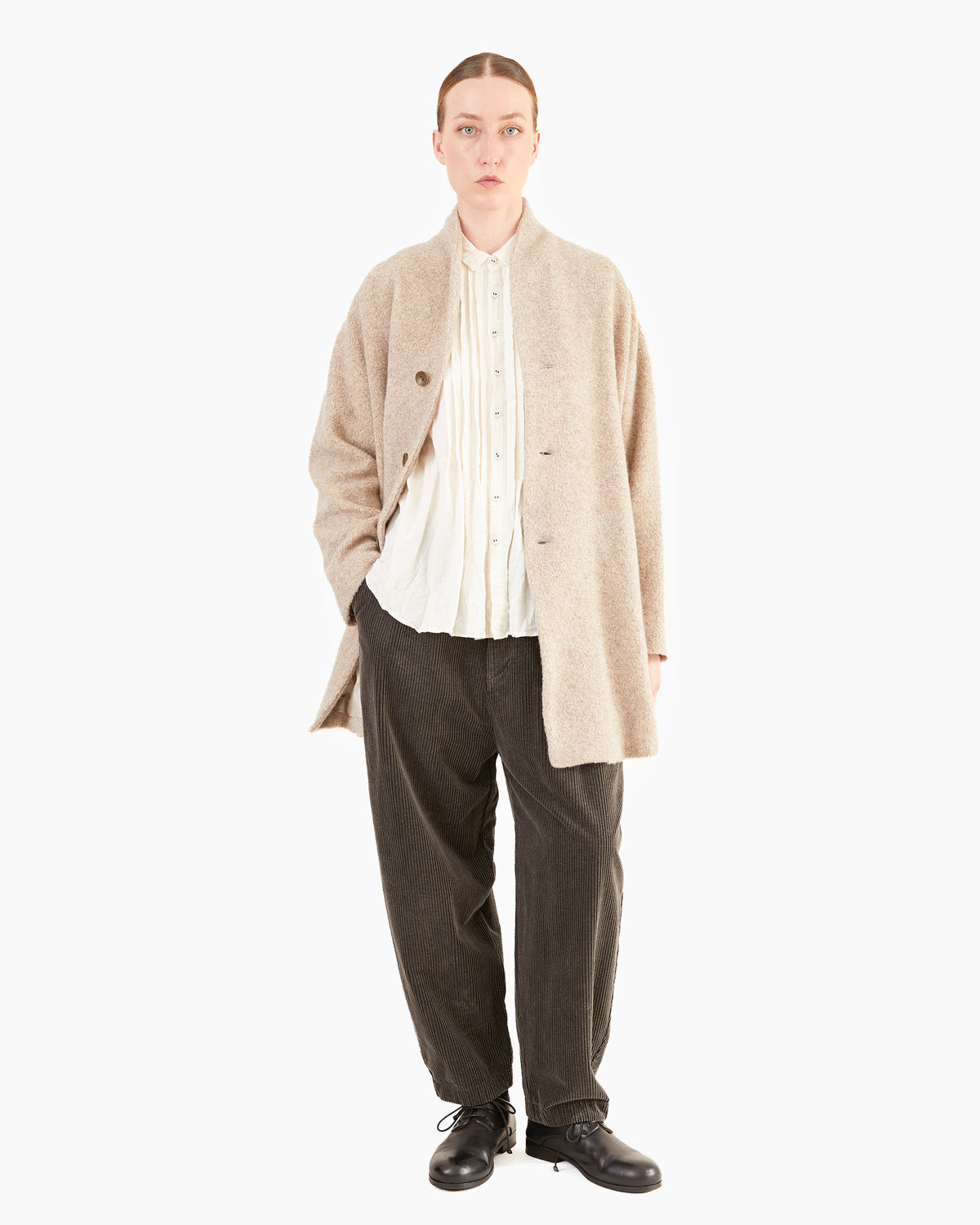Pas de Calais Relax Cashmere Shawl-Collar Jacket in Beige