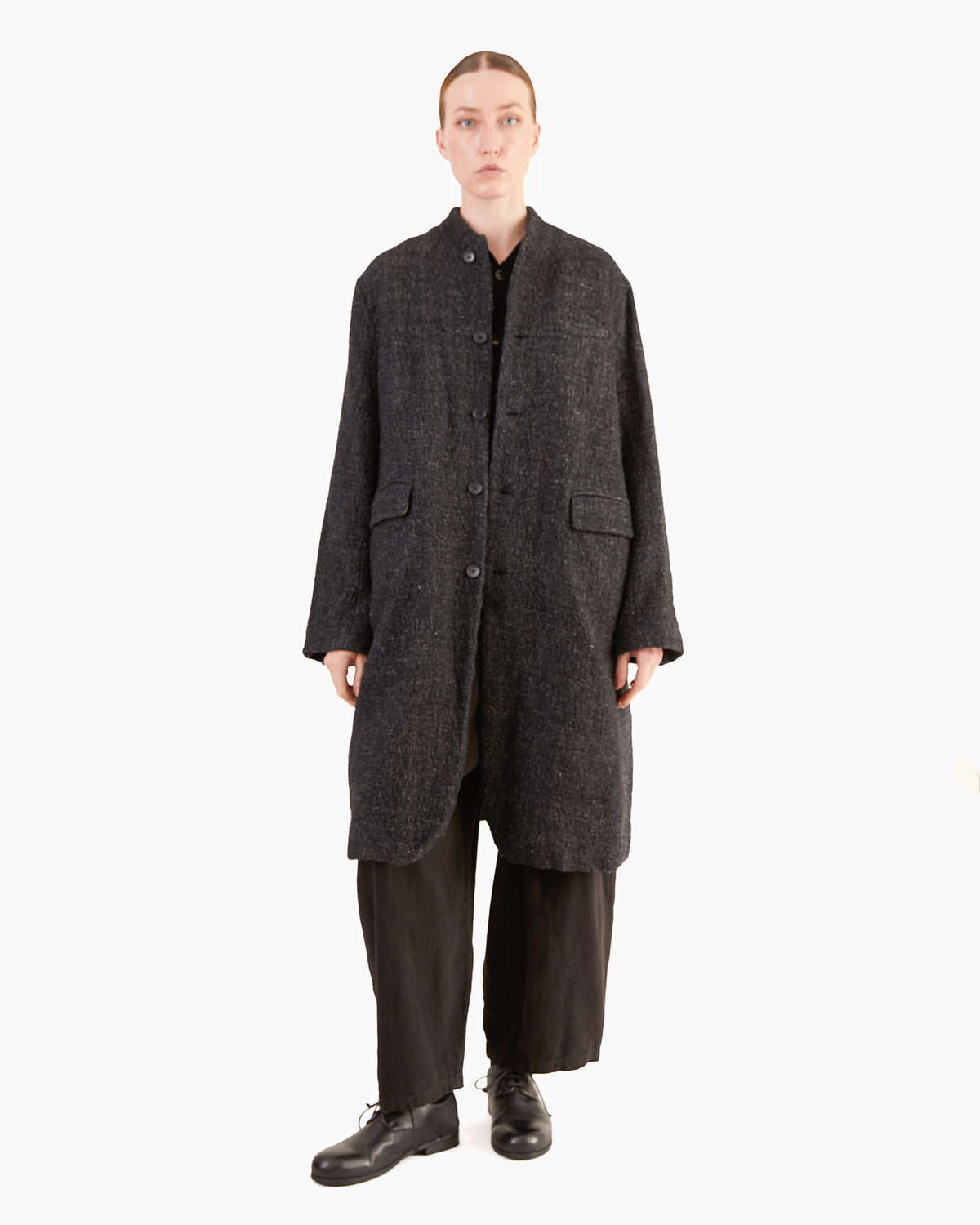 Pas de Calais Shetland Wool / Normandy Linen Chesterfield Coat in Charcoal