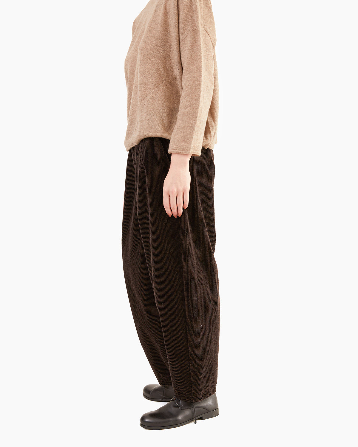 Pas de Calais Washed Corduroy Cropped Balloon Pants in Brown