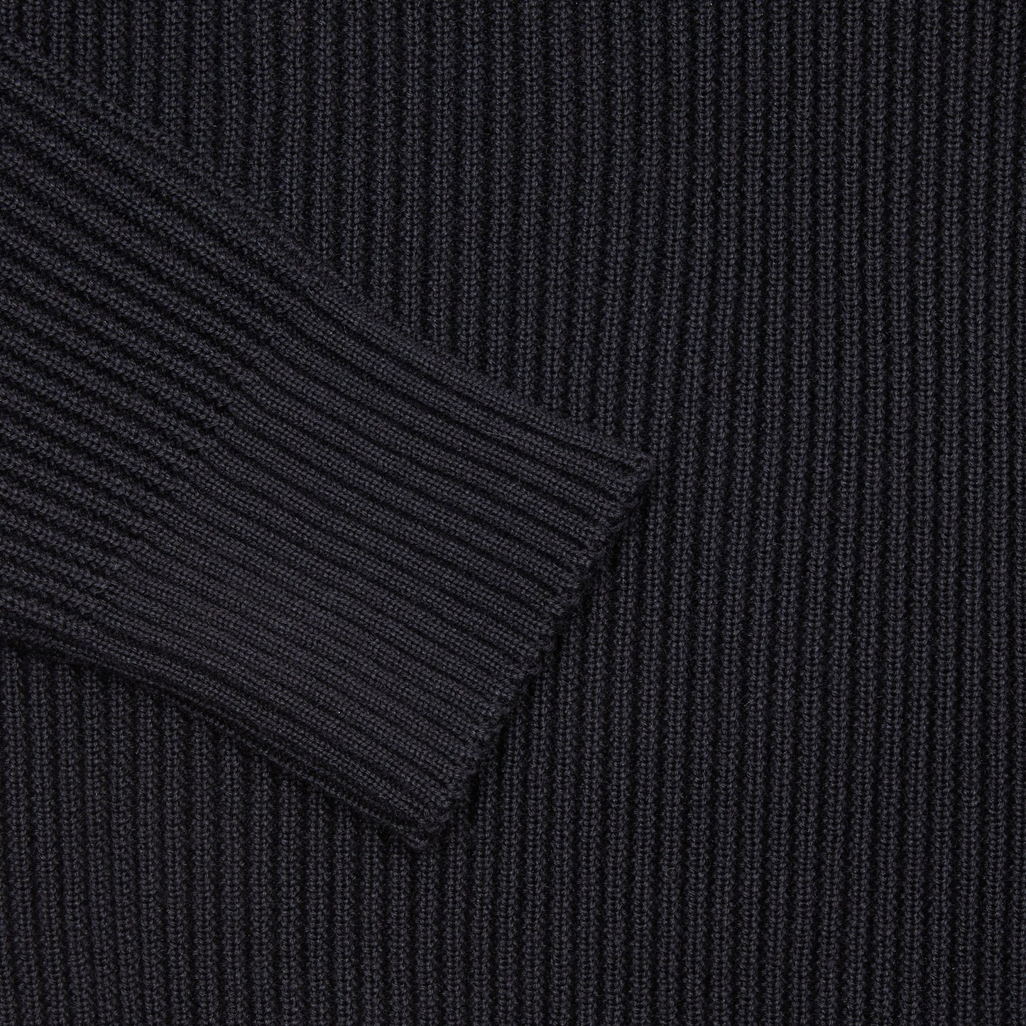 SNS Herning Fender-III Sweater in Navy