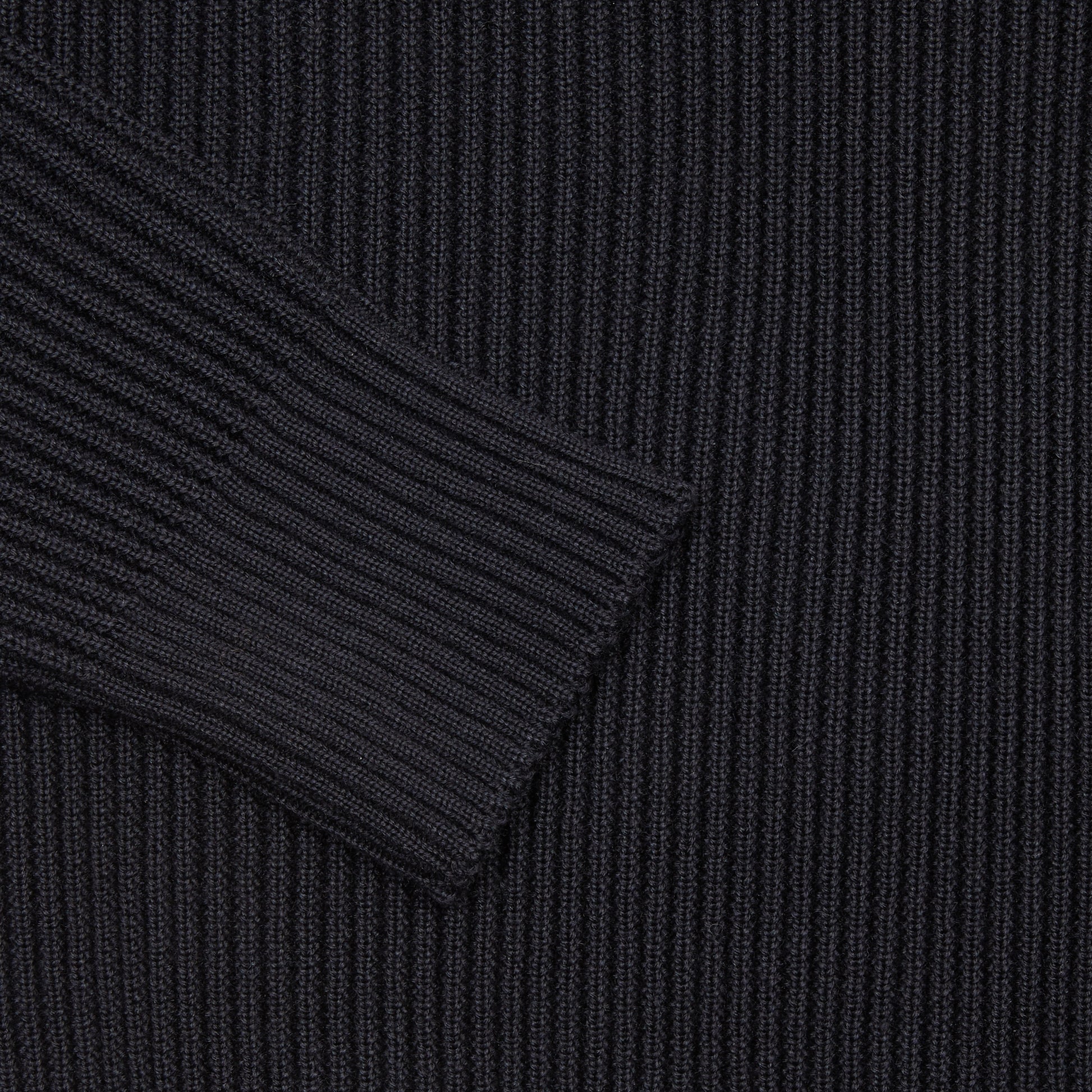 SNS Herning Fender-III Sweater in Navy