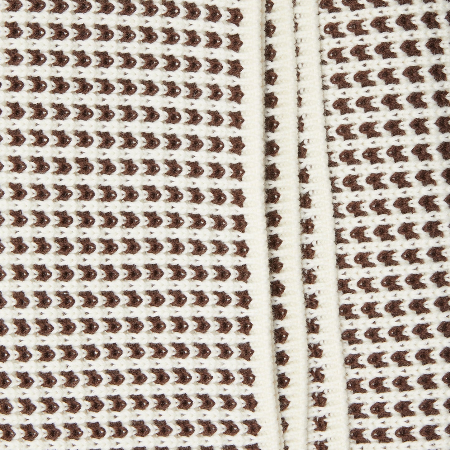 SNS Herning Loyal Blanket in Natural White x Chocolate