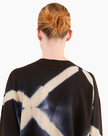 Suzusan Seamless Short Cardigan in Black-Sand Shibori