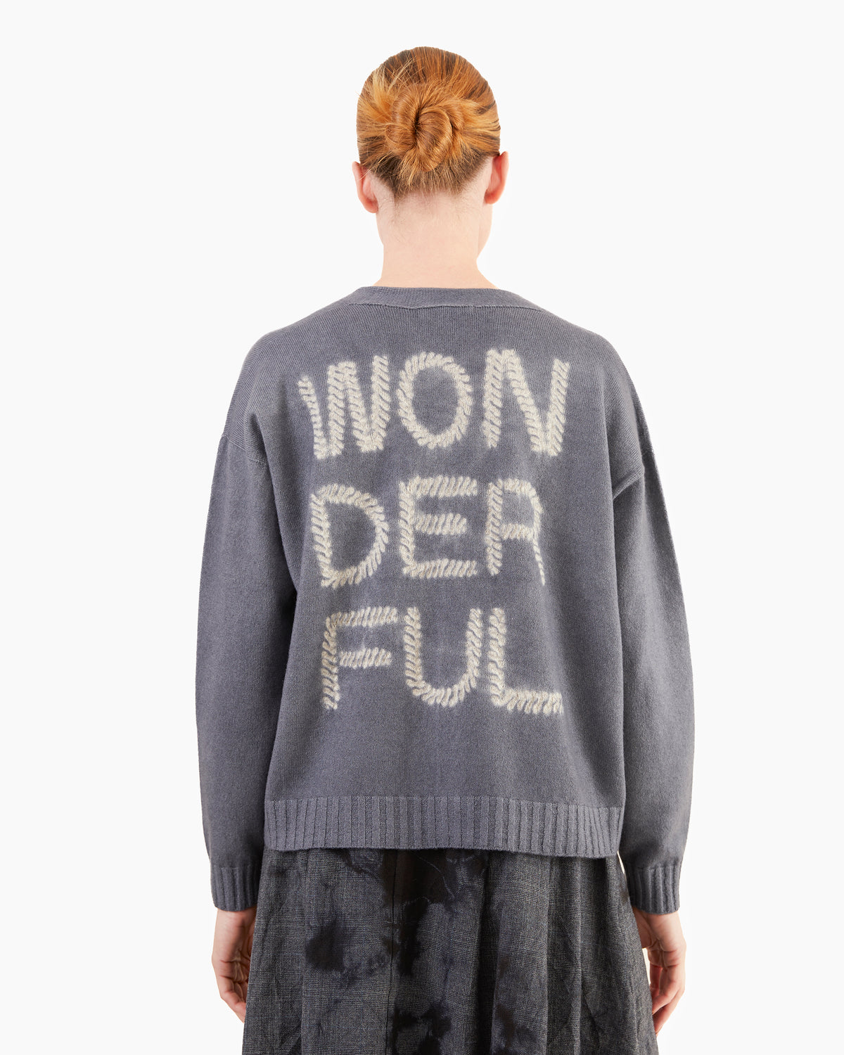 Suzusan Seamless Short Cardigan in Silver-Grey Shibori