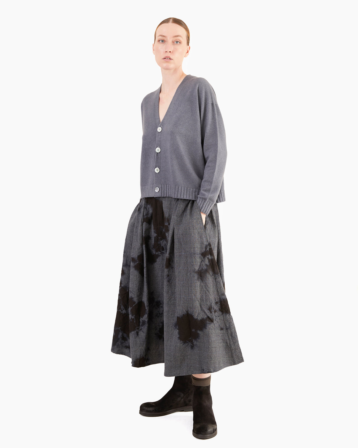Suzusan Wool Glen Check Pleated Skirt in Black/Grey
