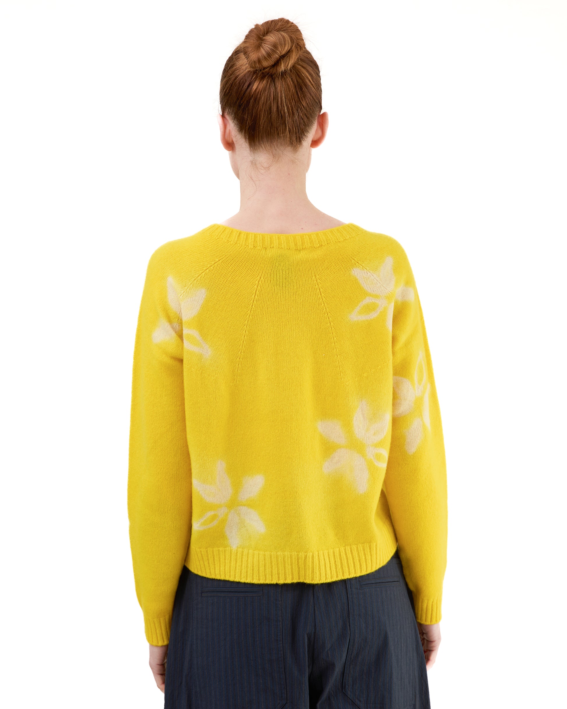 Suzusan Seamless Short Pullover Sekka Shibori in Sun Yellow/ Buttercup