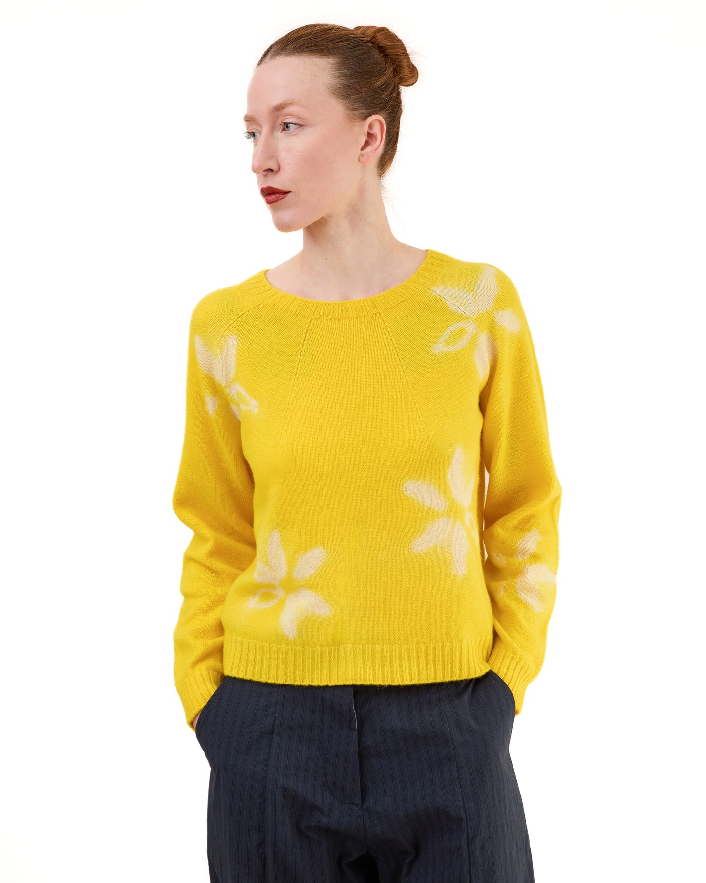Suzusan Seamless Short Pullover Sekka Shibori in Sun Yellow/ Buttercup