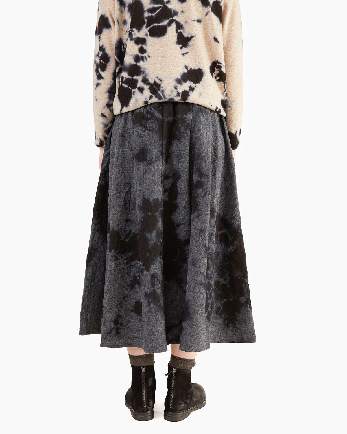 Suzusan Wool Glen Check Pleated Skirt in Black/Grey