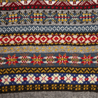 Jamieson's V-neck Fair Isle Slipover in Grey